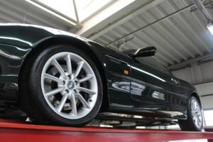 Bild 10/50 von Aston Martin DB 7 Vantage (2001)