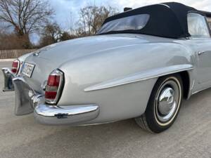 Bild 2/4 von Mercedes-Benz 190 SL (1962)