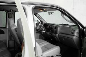 Image 23/41 de Ford F-350 Super Duty (2004)