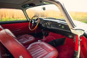 Bild 15/20 von Aston Martin DB 4 Vantage (1963)