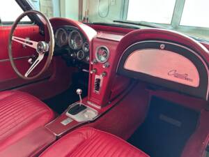 Image 19/44 of Chevrolet Corvette Sting Ray Convertible (1964)