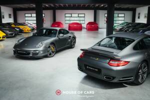 Bild 1/24 von Porsche 911 Turbo S (2011)