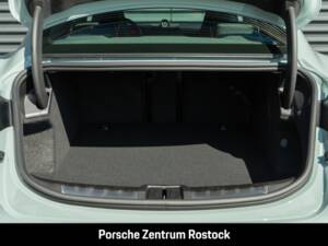 Obraz 32/35 pojazdu Porsche Taycan 4S (1900)