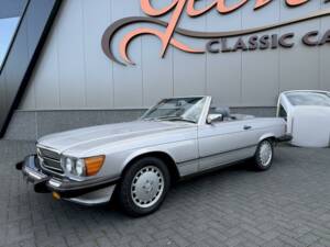 Image 1/36 de Mercedes-Benz 560 SL (1987)