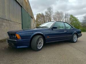 Image 15/21 of BMW 635 CSi (1988)