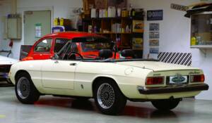 Image 8/25 of Alfa Romeo 2000 Spider Veloce (1982)
