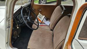 Afbeelding 11/15 van Citroën Traction Avant 7 C (1936)