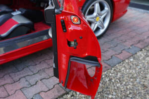Bild 31/50 von Ferrari F 355 F1 GTS (1998)