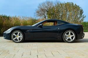 Afbeelding 5/50 van Ferrari California (2010)