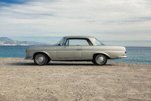 Afbeelding 6/13 van Mercedes-Benz 300 SE (1963)