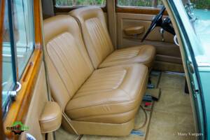 Image 15/46 of Bentley R-Type (1953)