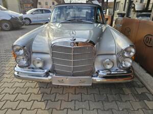 Image 31/60 of Mercedes-Benz 280 SE (1969)