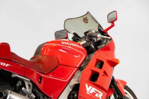Bild 36/50 von Honda VFR 750R RC 30 (1988)