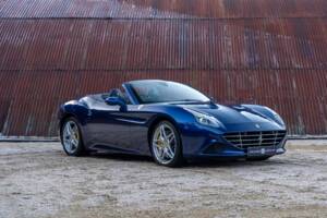 Bild 11/11 von Ferrari California T (2015)