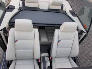 Bild 9/14 von BMW M3 (1991)