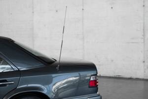 Bild 8/50 von Mercedes-Benz E 500 (1993)