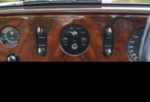 Bild 20/29 von Bentley S1 DHC Park Ward (1958)