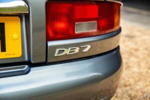 Bild 19/32 von Aston Martin DB 7 Vantage Prototype (1995)