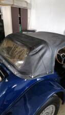 Image 11/19 of Invader Peak Morgan replica (1987)