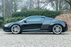 Image 13/50 de Audi R8 V10 (2011)