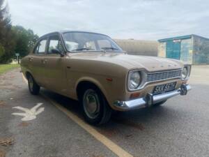 Afbeelding 9/98 van Ford Escort 940 DeLuxe (1970)
