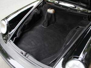 Image 16/18 de Porsche 911 Turbo 3.3 Flatnose (1988)
