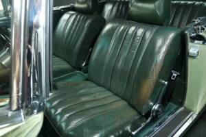 Image 11/30 de Mercedes-Benz 280 SE (1970)