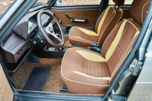 Immagine 3/50 di Alfa Romeo Giulietta 2.0 (1981)