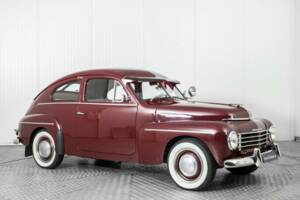 Image 5/50 of Volvo PV 444 (1953)