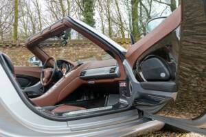 Image 24/50 de Porsche Carrera GT (2005)