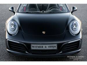 Bild 18/36 von Porsche 911 Carrera 4S (2016)