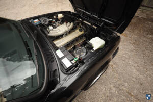 Bild 29/83 von BMW 325i (1990)