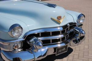 Image 8/43 of Cadillac 62 Sedan (1953)