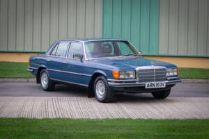 Immagine 8/31 di Mercedes-Benz 280 SE (1980)