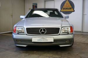 Image 5/42 of Mercedes-Benz 500 SL (1992)