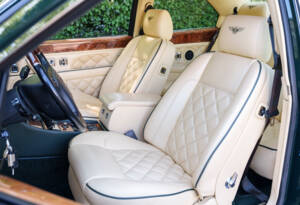 Image 20/26 of Bentley Continental R (1994)