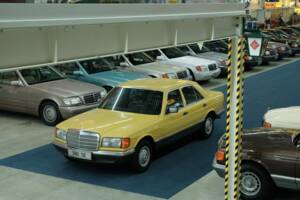 Bild 4/50 von Mercedes-Benz 380 SE (1983)