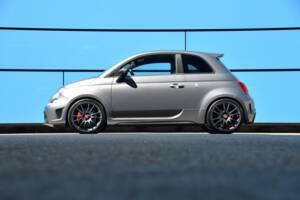 Image 11/16 of Abarth 695 Biposto (2016)