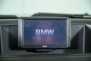 Image 35/50 of BMW 118i (2008)