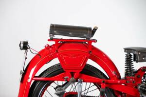Imagen 39/50 de Moto Guzzi DUMMY (1939)