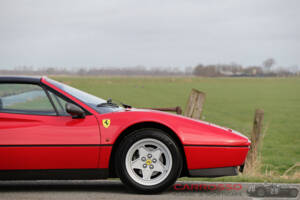 Afbeelding 30/44 van Ferrari 328 GTS (1987)