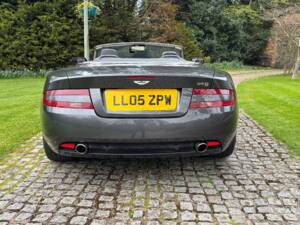 Image 13/25 of Aston Martin DB 9 Volante (2005)