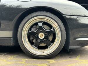 Image 23/34 of Porsche Boxster (2000)