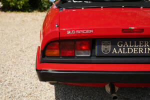 Image 13/50 of Alfa Romeo 2.0 Spider (1990)
