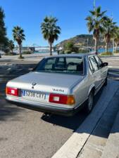 Image 10/36 of BMW 745i (1985)