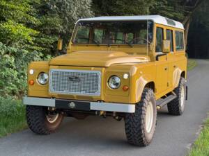 Bild 1/23 von Land Rover 110 (1984)