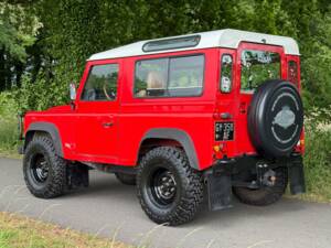 Bild 3/11 von Land Rover Defender 90 Td5 (2001)