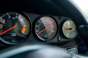 Image 26/50 of Porsche 911 Carrera 3.2 (1985)
