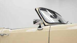 Image 13/15 of Triumph TR 4 (1965)