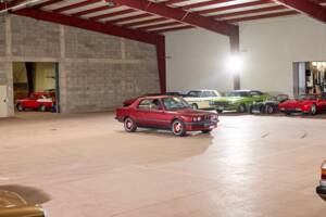 Image 25/45 of BMW 320i (1990)